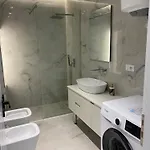 아파트 Brand New Sea View Free Parking - Blue Breeze