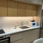 아파트 Brand New Sea View Free Parking - Blue Breeze *